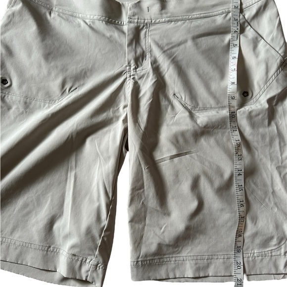 Arc'teryx quick drying hiking golf mischief shorts size 14 - Picture 10 of 10